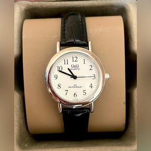 Like New Q&Q Black band Stainless Steel Face Watch